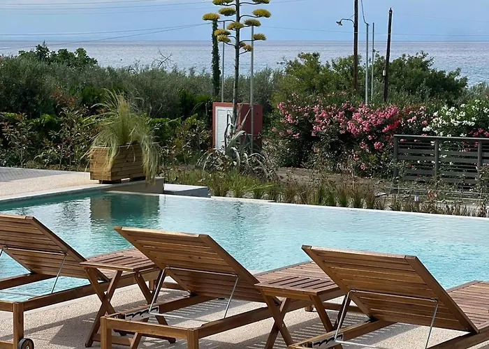 Twin By Diomedes Group Villa