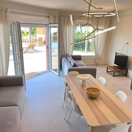 Twin By Diomedes Group Villa Polychrono