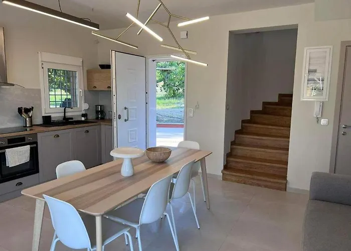 Twin By Diomedes Group וילה