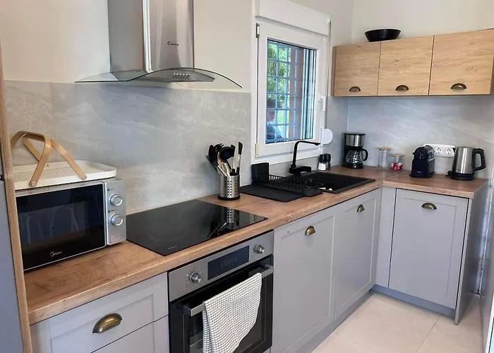 Twin By Diomedes Group 빌라